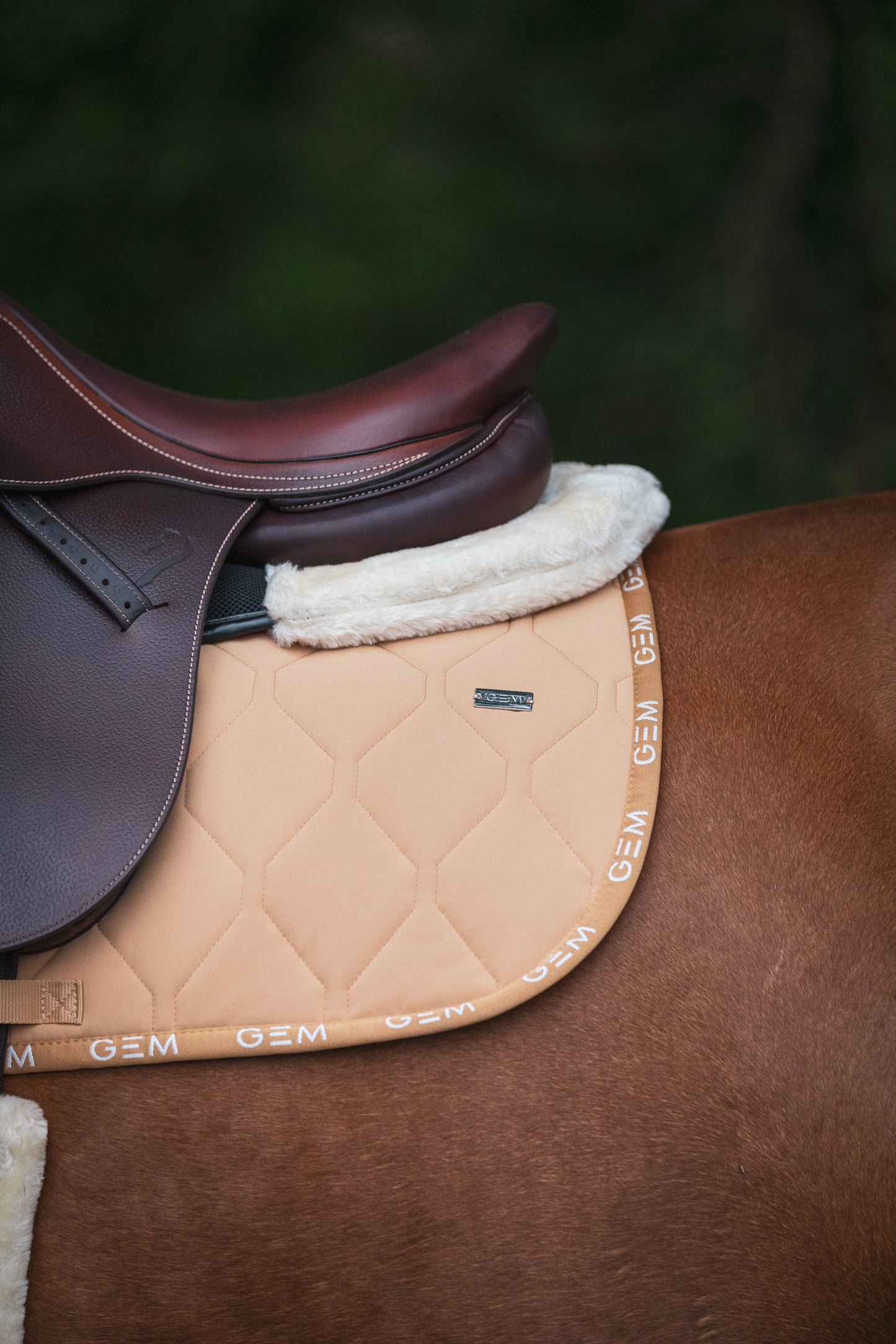 GEM - Tapis Love Caramel