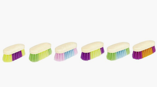 Petite brosse dure