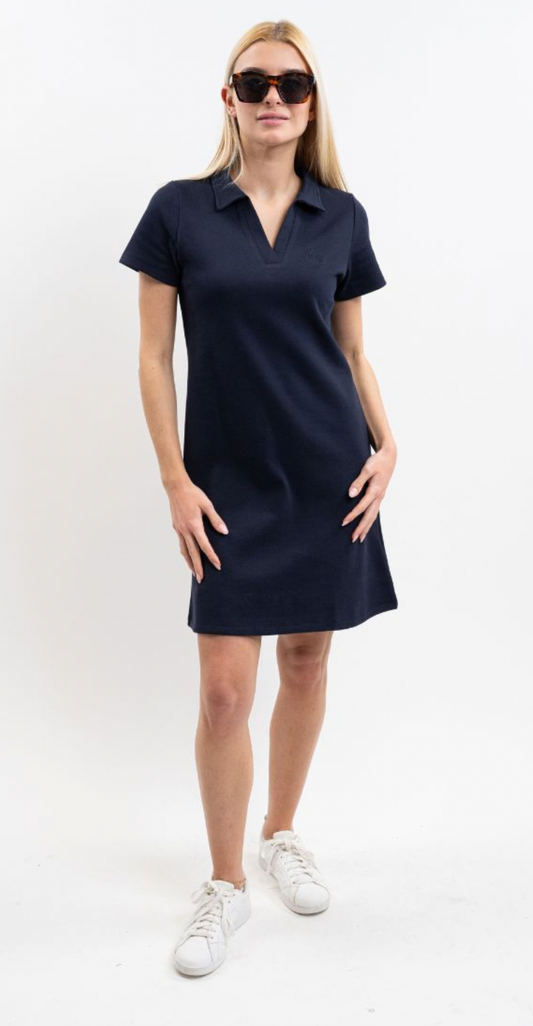 Davina Robe