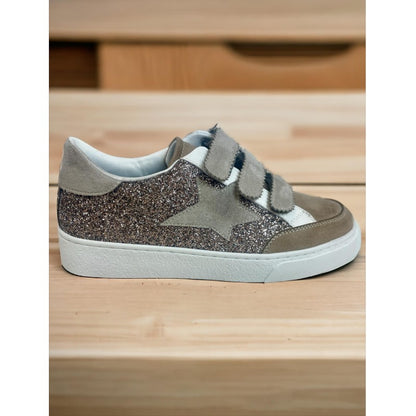 Baskets étoiles à scratch beige